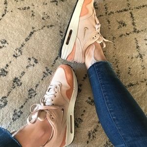 Nike Air Max 1 Premium SC